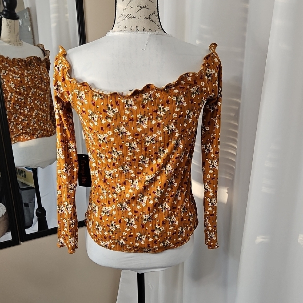 Chic Floral Long Sleeve Blouse in Mustard - Picture 5 of 5